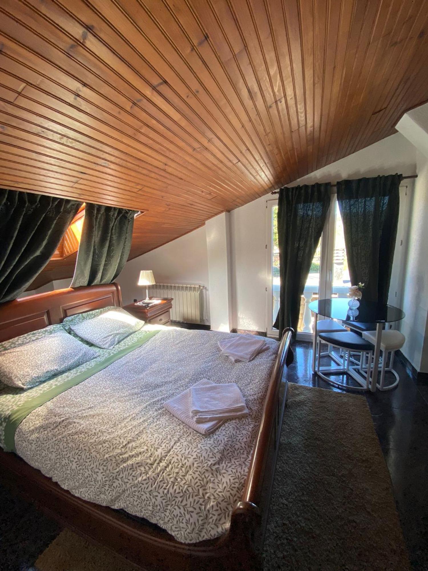 Hotel Jmca Castro Urdiales Zewnętrze zdjęcie